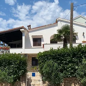 Gromaca Apartament Omišalj
